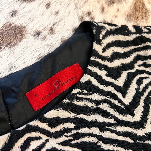 CAROLINA HERRERA Wool Blend Zebra Print Cocktail Dress Size 8 - Picture 8 of 15